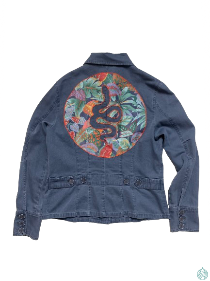 vesteBleue serpentVerso-détourée